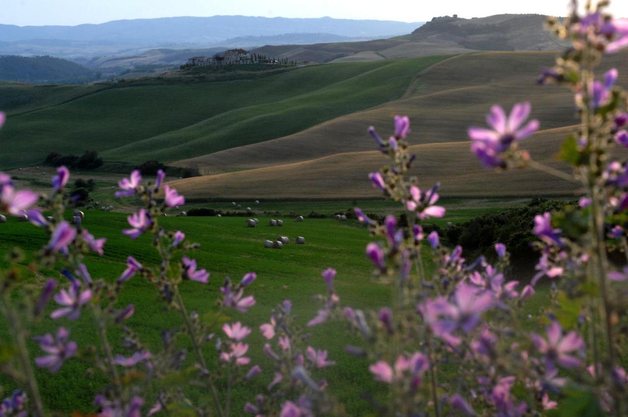 Agrihotel Il Palagetto Volterra Exterior photo